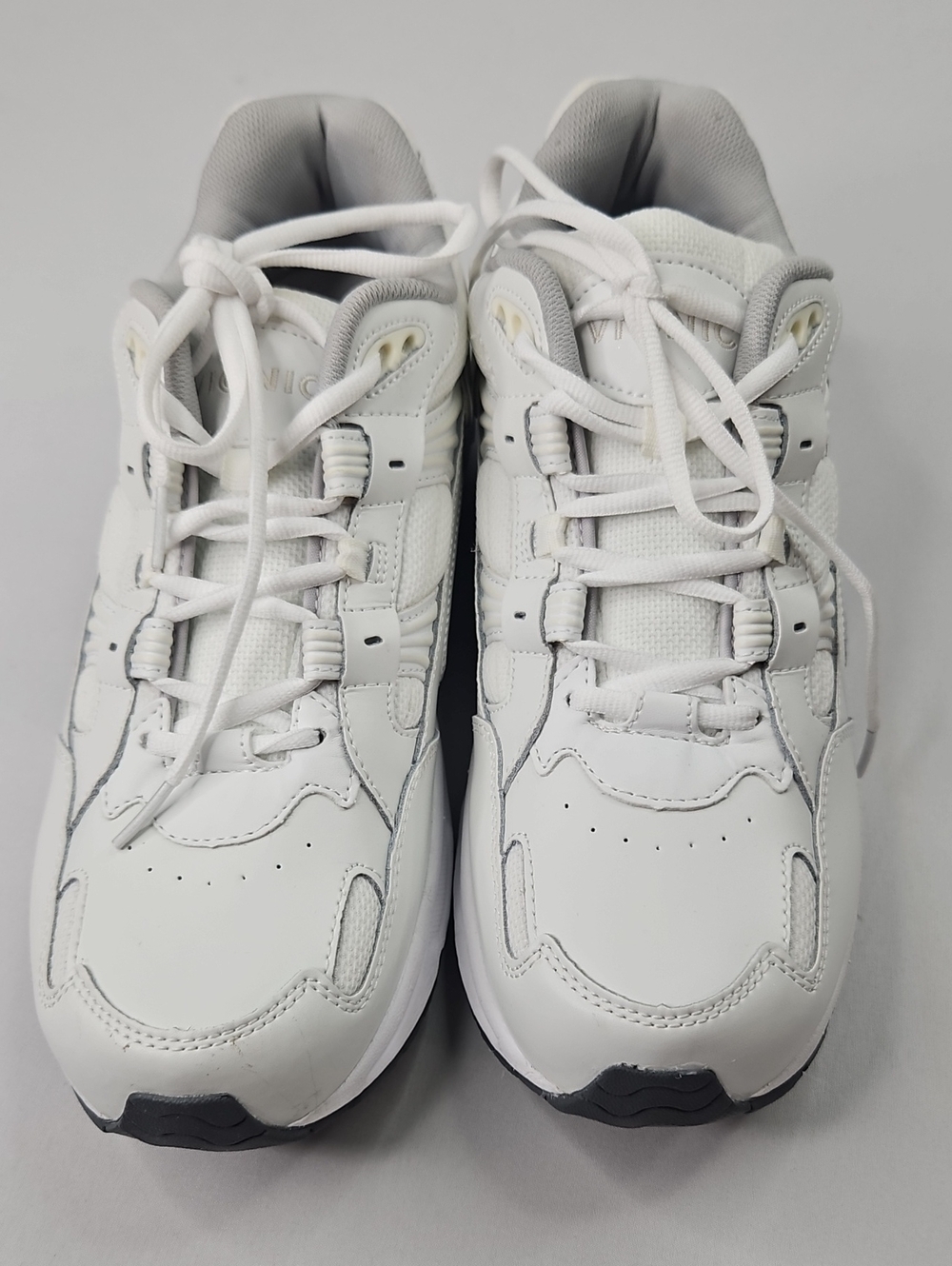 Vionic White and Gray Women's Athletic Sneakers 23M Walk Size 12